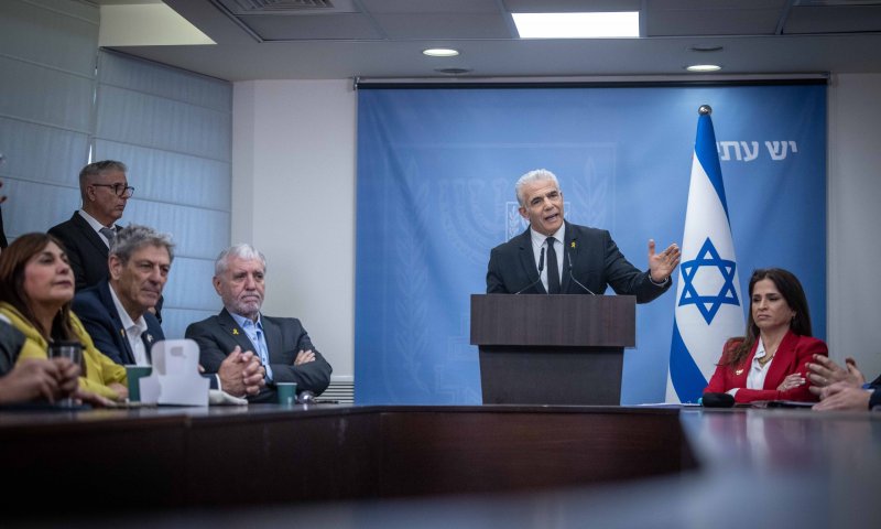 אחרי הדחת גלנט: הצעד של מפלגת יש עתיד