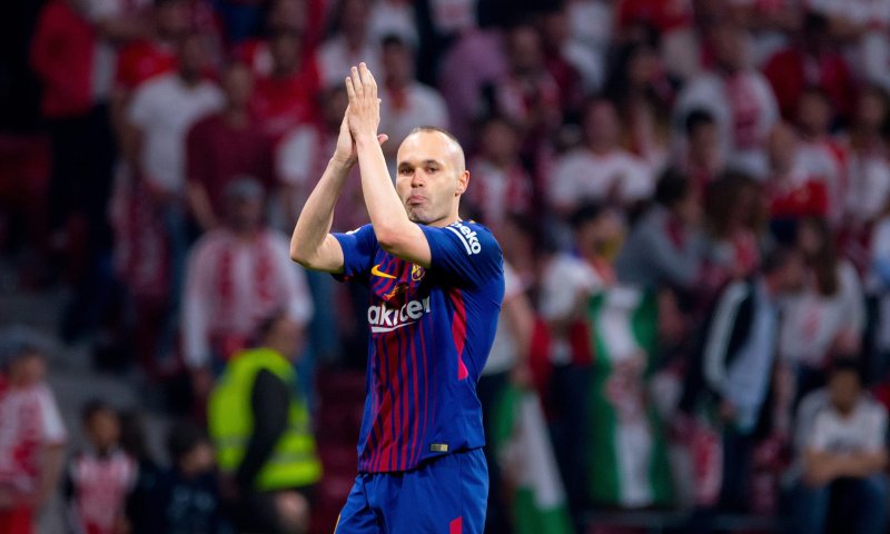 סערה בפרו: אנדרס אינייסטה מואשם בהונאה של מאות אלפי דולרים