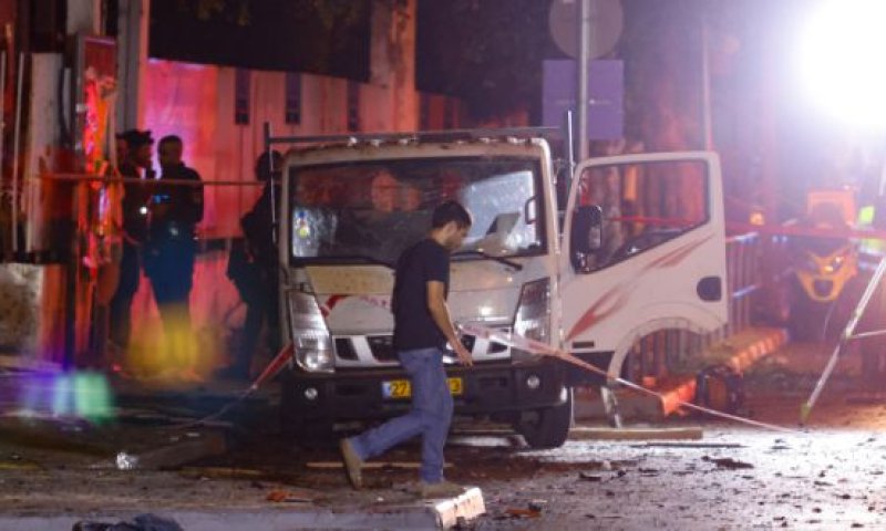 מפקד מחוז ת"א בזירת הפיגוע: "אין למחבל עבר פלילי או ביטחוני"