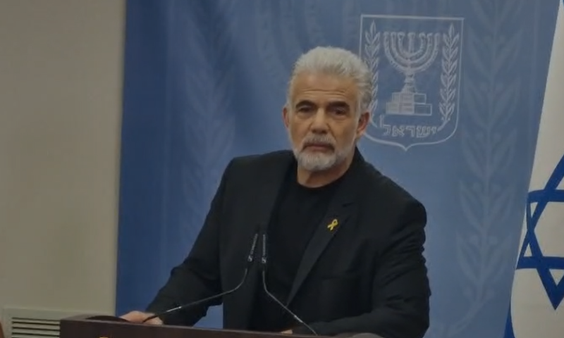 לפיד על שיחת אבו מאזן למחבל: "הצורך המבצעי הוא קודם"