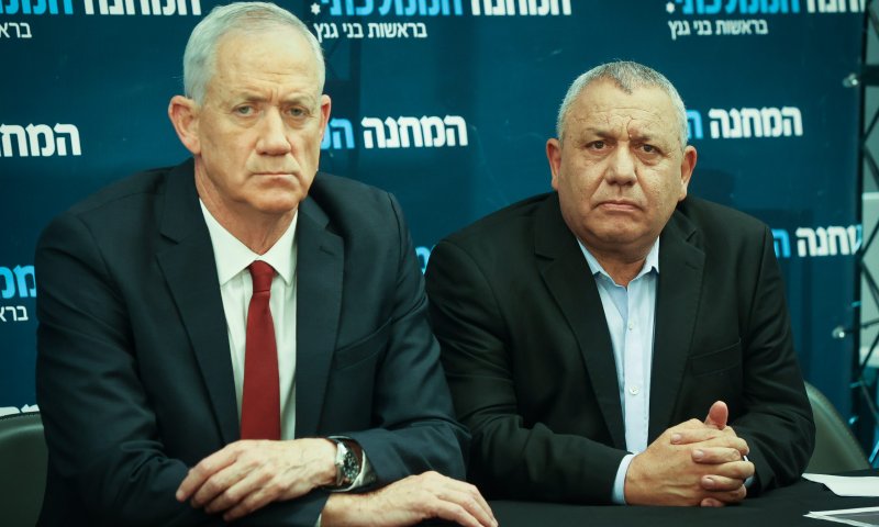 לפני ההשבעה: גנץ ואייזנקוט משתתפים בקבינט