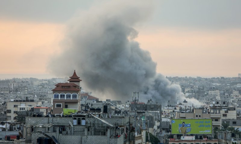 עשרות מטוסי קרב: צה"ל בתקיפה עצומה בעזה