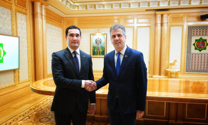 פגישה היסטורית: שר החוץ נפגש עם נשיא טורקמניסטן