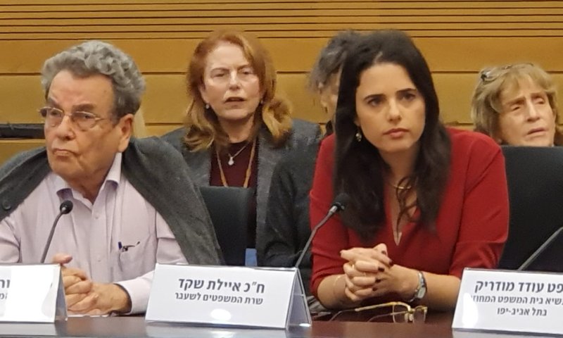 שקד: "תנו לעם להחליט, הוא לא פחות חכם מבג"צ"