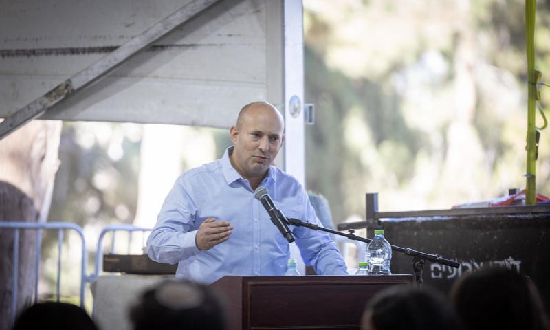 נפתלי בנט מודאג מהסקר: "מחייב טיפול דחוף"