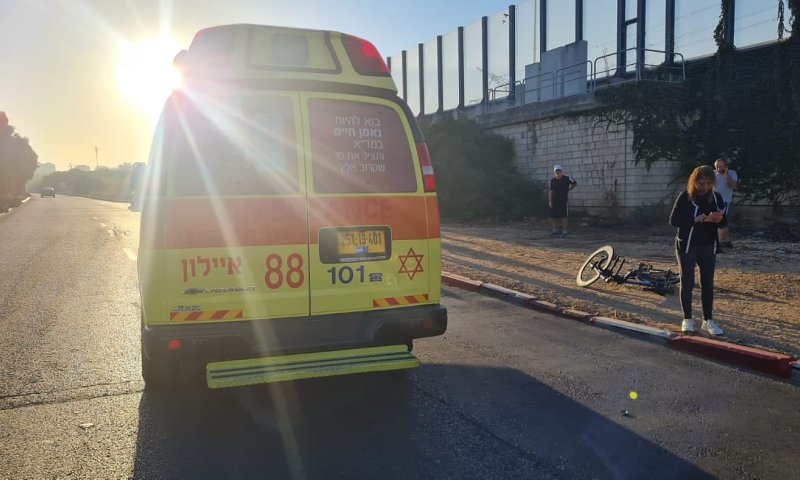 כביש 6: בן 26 נהרג מפגיעת רכב כשעמד בשול הדרך