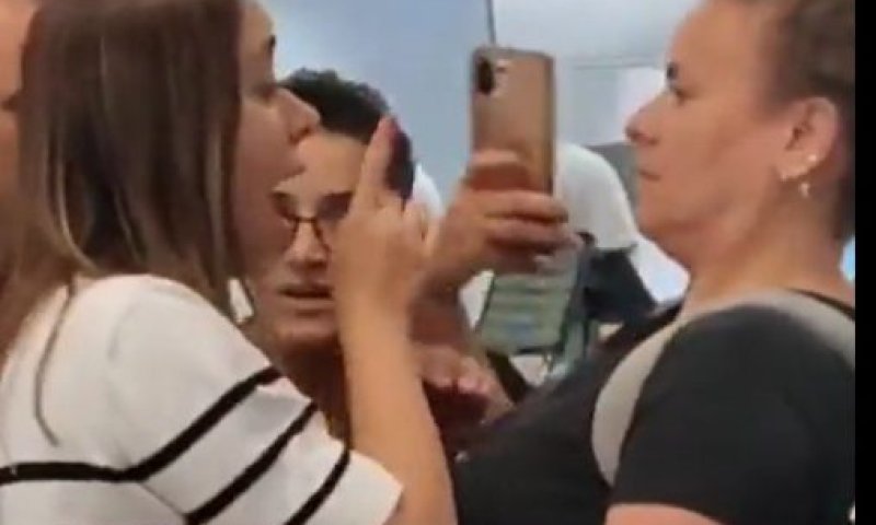 מאי גולן על האירוע בנתב"ג: 'נאלצתי להגן על אמי בגופי'