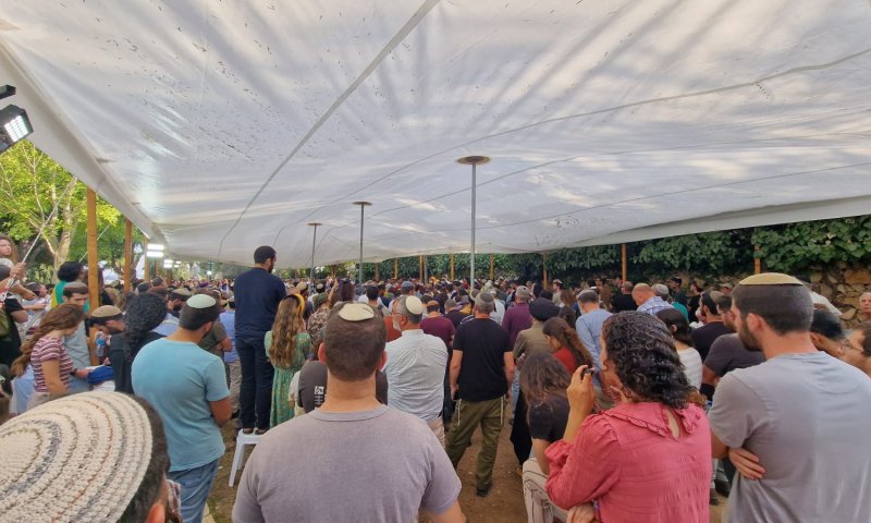 מאות משתתפים בהלווייתו של סגן שילה ראוכברגר