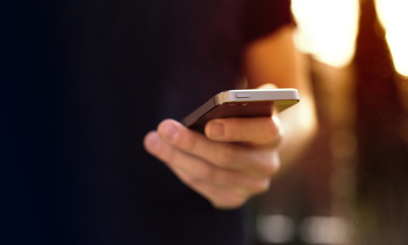 צפו: שיתף גילוי במחשבון של האייפון וסחף את הרשת