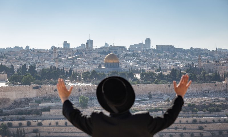 הרב אליהו זצ"ל קרא להקים בית כנסת בהר הבית/ תגובה