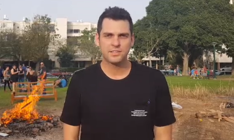 מתכננים להדליק מדורה? לחזאים יש משהו חשוב לומר לכם.צפו