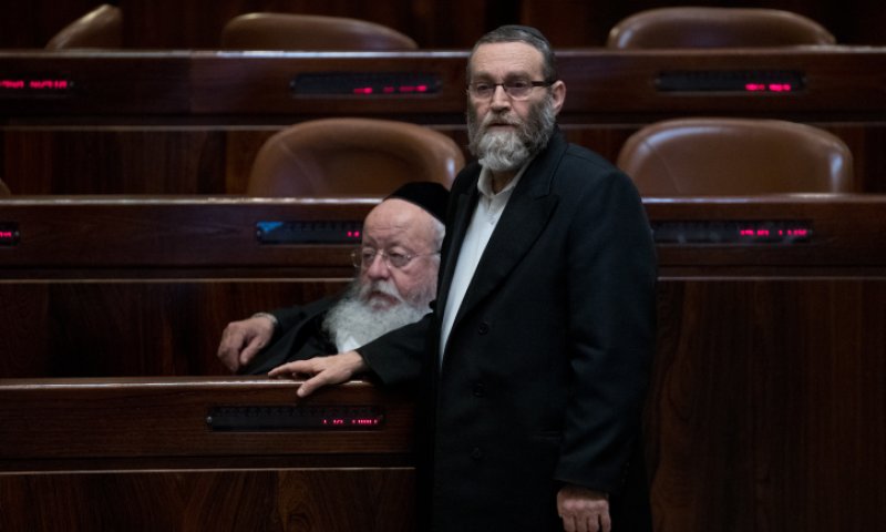 הח"כים מש"ס לגפני: 'חצוף, אנחנו גוי שבת שלך?'