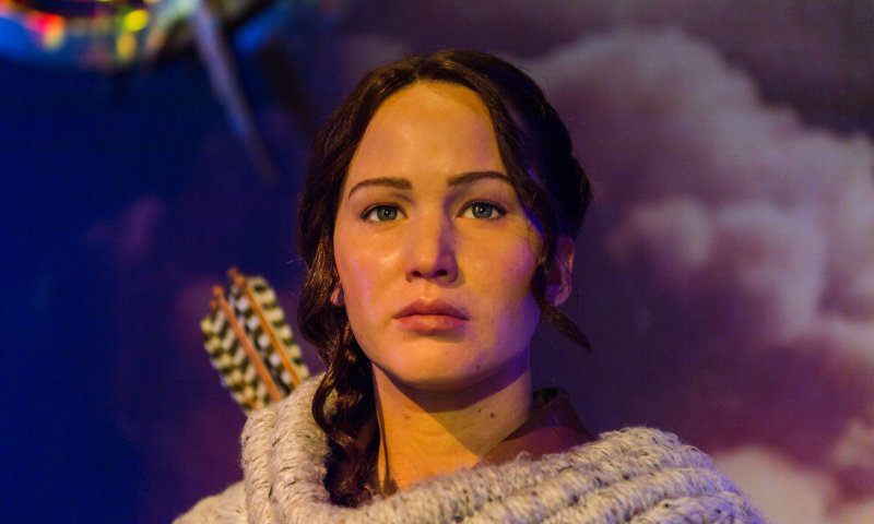 מחברת טרילוגיית 'משחקי הרעב' בבשורה למעריצים