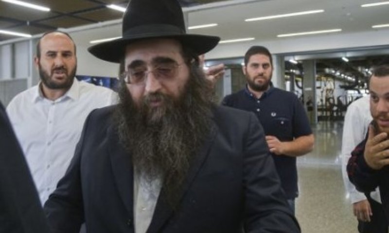 הרב פינטו: "למה אנשים פונים לרבנים?"