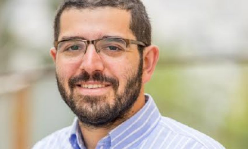 אלו אומרים כולה שלנו ואלו אומרים כולה שלנו