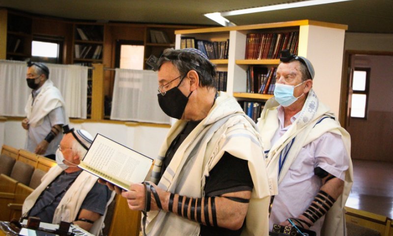 מסתמן: כך יתנהלו התפילות בחגי תשרי