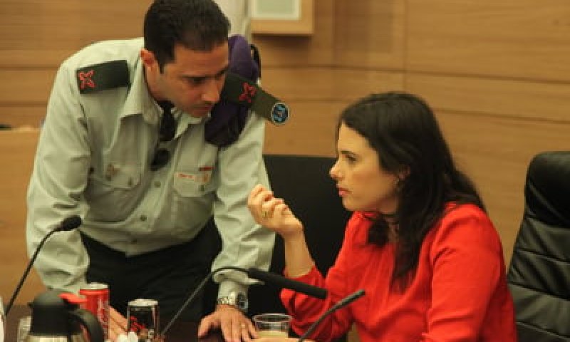 הישג נוסף לשקד: מכסת המתגייסים הורדה ל-3,300 בשנה