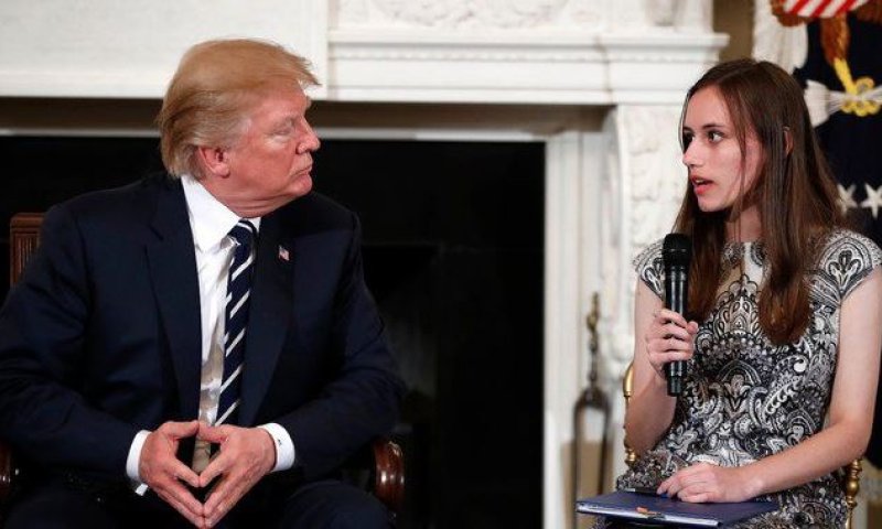 טראמפ מגיב לטבח ומציע: "ניתן נשק למורים"