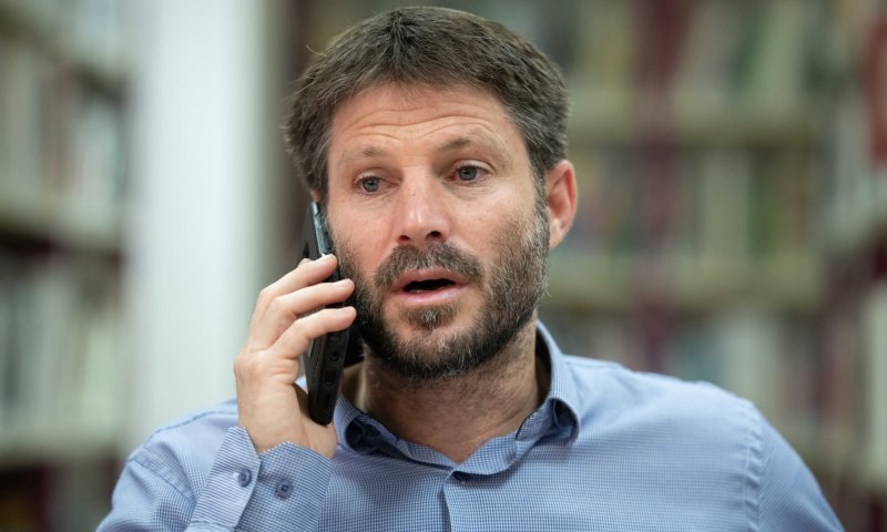 האם סמוטריץ' לא קרא את המסמך עליו הוא חתם? צפו