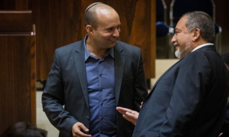 לא הופתע: בנט הכיר את ההחלטה של ליברמן