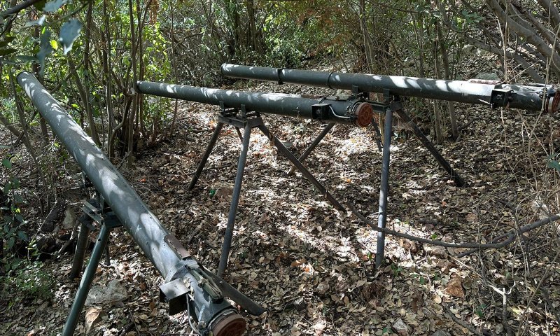 בתוך הסבך: צה"ל חושף טילים מוכנים של חיזבאללה