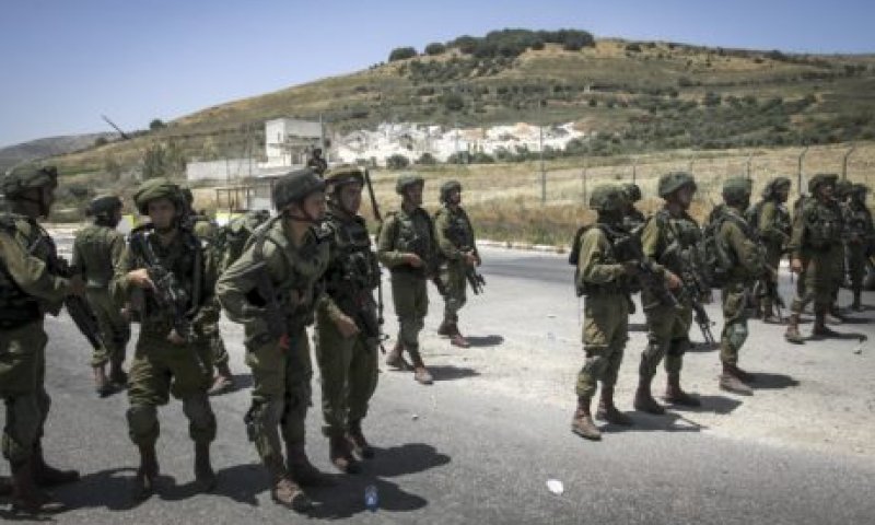 עשרות חיילים רותקו לבסיס כי זייפו מחלת עור