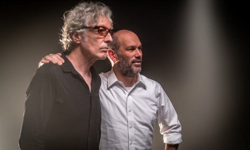 מרהיב: יונתן רזאל וברי סחרוף בדואט מפתיע