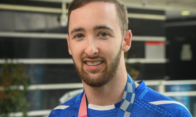 כבוד: זהב שני לארטיום דולגופיאט באליפות אירופה