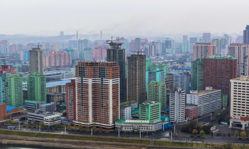 מי הצליח להסתנן לתוך המדינה המסוגרת בעולם?