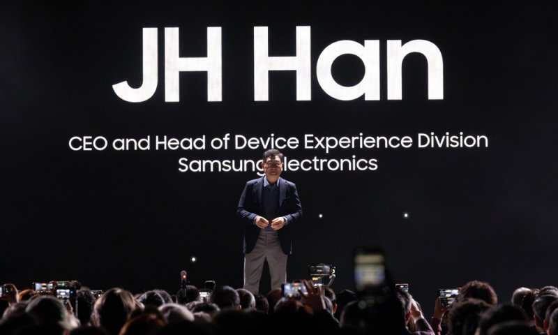 הלם בעולם הטכנולוגיה: מנכ"ל סמסונג מת מדום לב