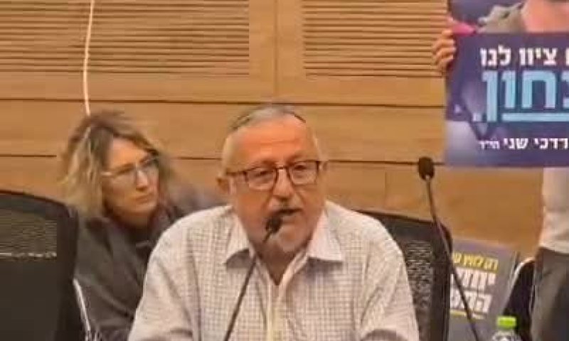 האב השכול תוקף את 'הארץ': "תתביישו, אנחנו לא כלבים"