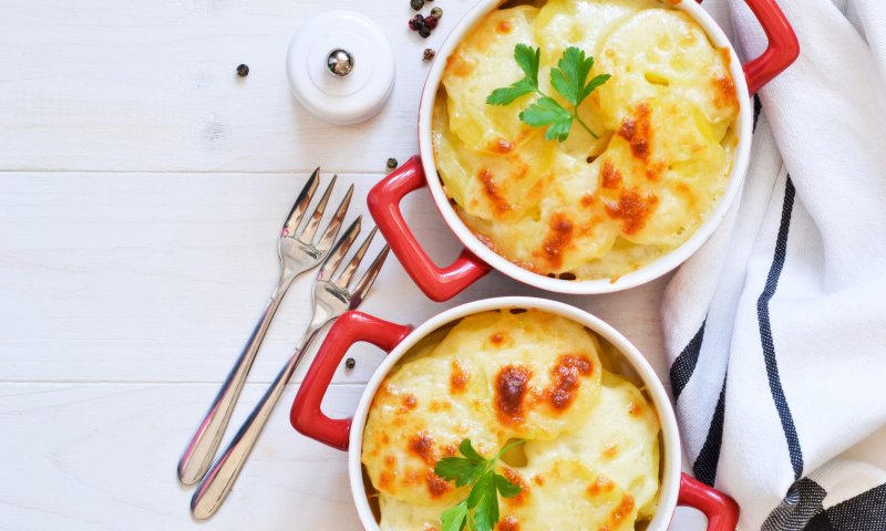 כמו במסעדות: תפוח אדמה מוקרם מ-5 מרכיבים בלבד