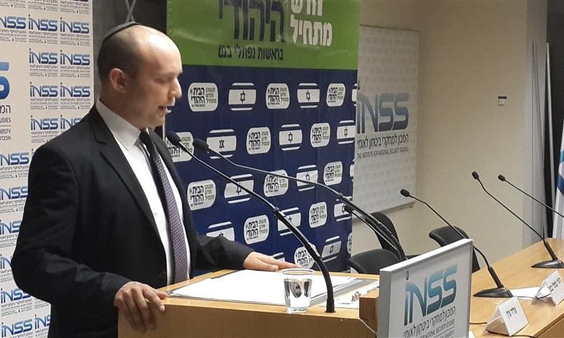 'הארץ' על נאום בנט: "כל שר יעשה ויאמר הישר בעיניו"