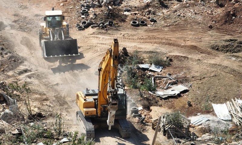 תיעוד: המנהל האזרחי הרס בניה בלתי חוקית בשומרון