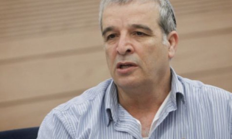 "בוז'י היה מטפל בטרור יותר טוב מנתניהו ויעלון"