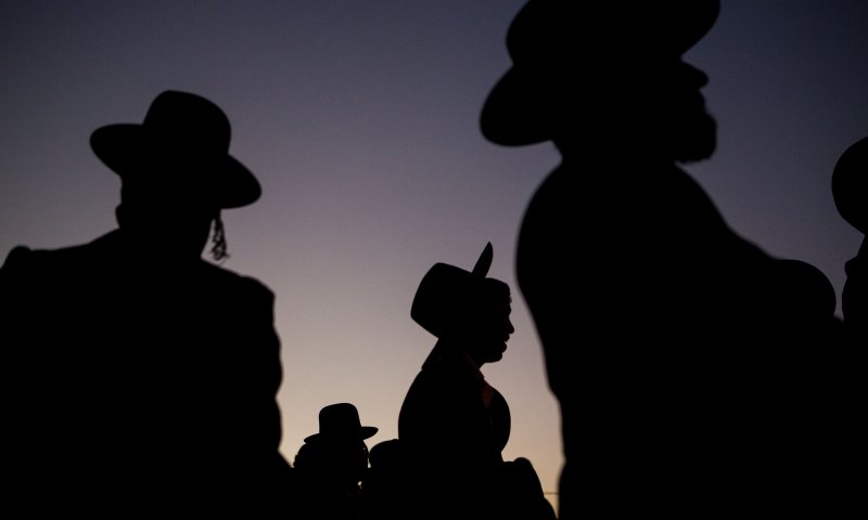 כתב אישום: המלמדים בבעלזא התעללו והשפילו