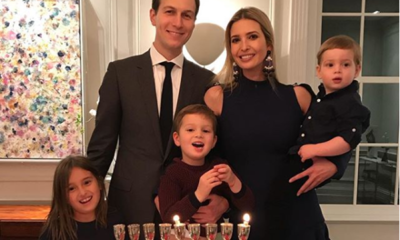 מאירה את העולם: כך איוונקה טראמפ חגגה חנוכה