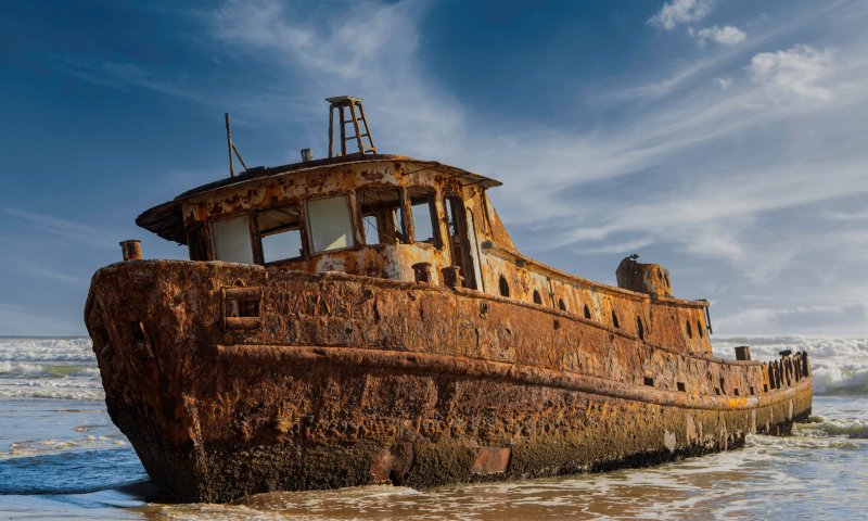 זהב מהמצולות: זוג אמריקאי במרכז פרשת ביזה היסטורית