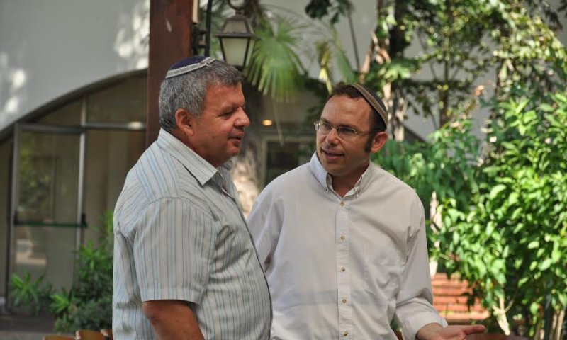 עשר משפחות מהשומרון לגרעינים התורניים בת"א