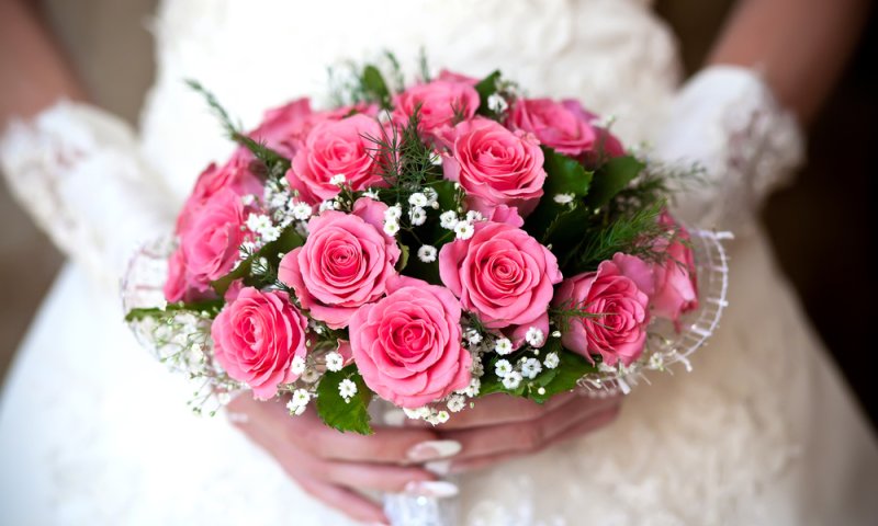 אחרי דיאטה, הבחורה המוזנחת התארסה