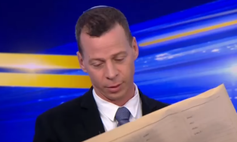 באמצע הלילה | ההפתעה של עמית סגל ליונית לוי. צפו