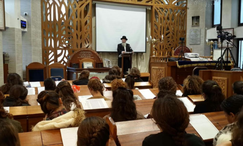 "איך מצפים שחיילת תקים משפחה אחרי הצבא?"