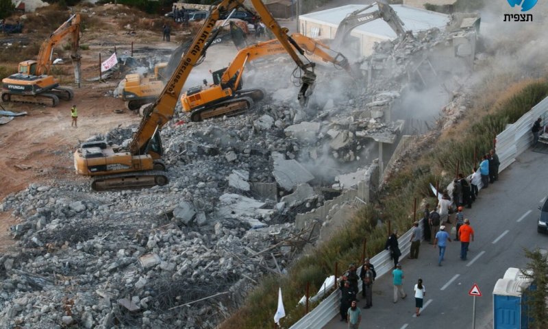 סוף עצוב: הושלמה הריסת בתי דריינוף בבית אל