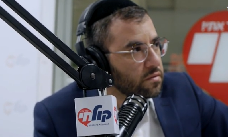 אבא היה נכנס לפאניקה, אם היו אומרים לו שאהיה שדרן