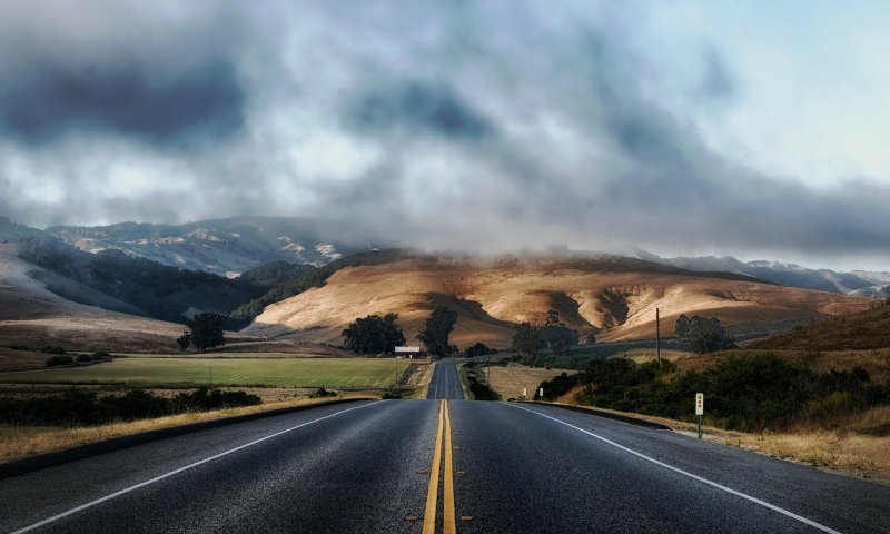 תנאי הדרך: מדריך לנהיגה נכונה בסוגי כבישים שונים
