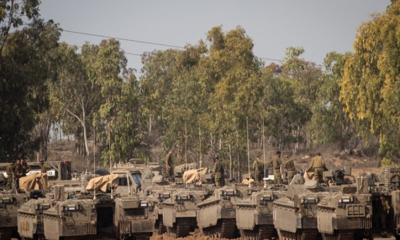 אשתי מפחדת שאכנס לעזה; למי להקשיב; לה או למפקד?