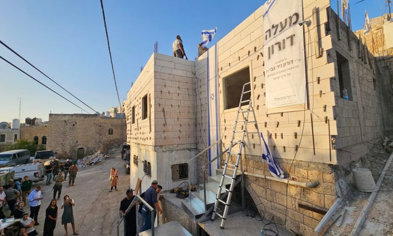 מחילים ריבונות: בית נוסף נגאל היום בחברון