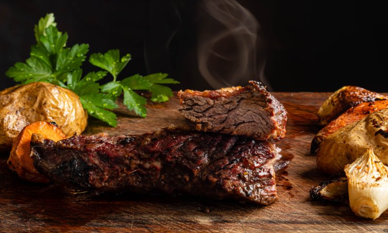 אסאדו נימוח עם תפוחי אדמה בתנור | מתכון