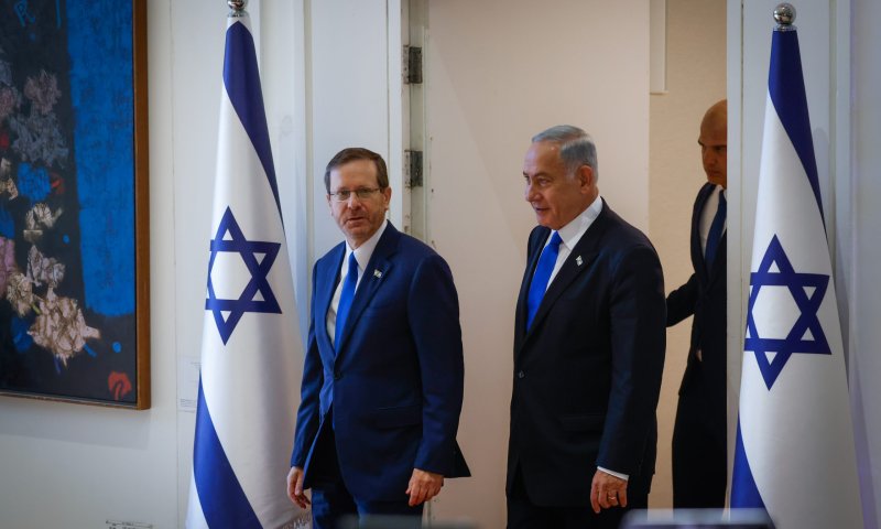 נתניהו והרצוג נפגשו לעדכון ביטחוני: "נפתח חלון הזדמנויות"