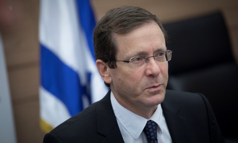 "השלב הראשון להתפטרותו מראשות הממשלה"